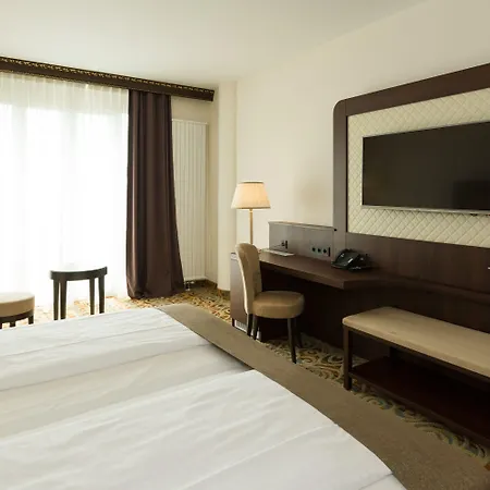 Schopenhauer Hof 4* Frankfurt am Main