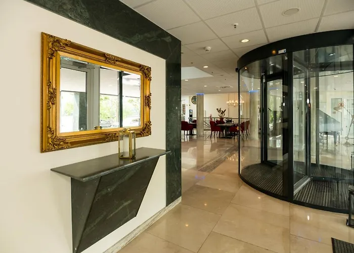 Schopenhauer Hof 4* Frankfurt am Main